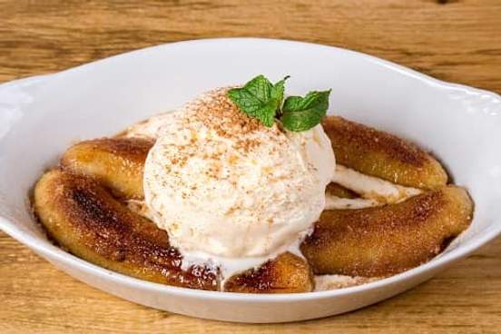 caramelized bananas on plate
